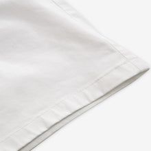 Load image into Gallery viewer, White Slim Fit Stretch Chinos Shorts
