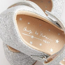 Load image into Gallery viewer, Silver Glitter Mary Jane Shoes (Younger Girls)
