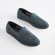 Load image into Gallery viewer, Navy Blue Woven Detail Contrast Sole Loafers (Older Boys)
