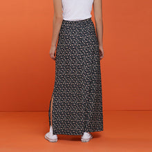 Load image into Gallery viewer, Navy Blue Ditsy Pleat Front Detail Maxi Skirt
