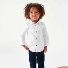 Load image into Gallery viewer, White Trimmed Oxford Shirt (3mths-6yrs)
