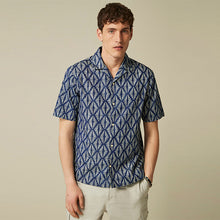 Load image into Gallery viewer, Navy Geo Printed Short Sleeve Shirt
