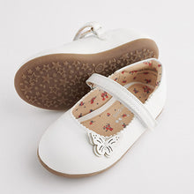 Load image into Gallery viewer, White Butterfly Mary Jane Shoes (Younger Girls)
