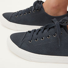 Load image into Gallery viewer, Navy Blue Forever Comfort® Baseball Trainers
