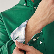 Load image into Gallery viewer, Green Regular Fit Long Sleeve Oxford Shirt
