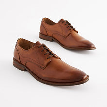 Load image into Gallery viewer, Tan Brown Square Derby Shoes
