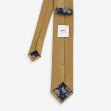 Load image into Gallery viewer, Mustard Yellow Textured Tie And Clip Set
