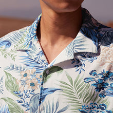 Load image into Gallery viewer, Ecru White Hawaiian Printed Short Sleeve Shirt
