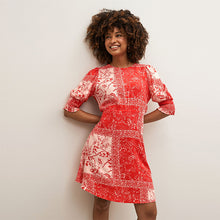 Load image into Gallery viewer, Red Floral Leaf Print Short Sleeve Mini Dress
