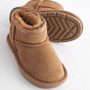 Tan Brown Suede Faux Fur Lined Water Repellent Pull-On Suede Boots (Younger Girls)