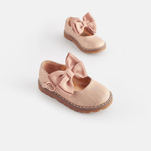 Load image into Gallery viewer, Pink Mary Jane Bow Shoes
