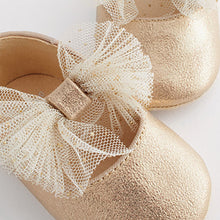 Load image into Gallery viewer, Gold Bow Ballet Occasion Baby Shoes (0-24mths)
