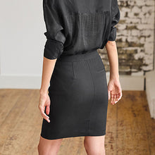 Load image into Gallery viewer, Black Hardware Detail Mini Skirt
