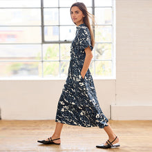 Load image into Gallery viewer, Navy Blue Print Zip Neck Midi Dress
