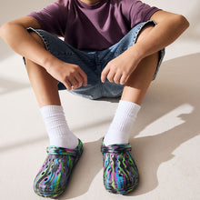 Load image into Gallery viewer, Black Purple Marble Clogs
