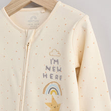 Load image into Gallery viewer, White I'm New Here Baby 100% Cotton Sleepsuit and Hat Set (0-6mths)
