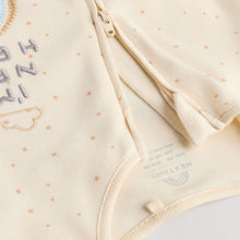 Load image into Gallery viewer, White I'm New Here Baby 100% Cotton Sleepsuit and Hat Set (0-6mths)
