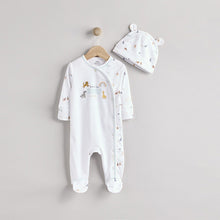 Load image into Gallery viewer, White Born in 2025 Baby Sleepsuit &amp; Hat Set (0-9mths)

