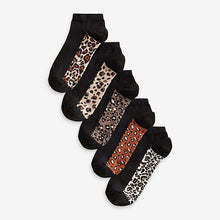 Load image into Gallery viewer, Leopard Footbed Trainers Socks 5 Pack
