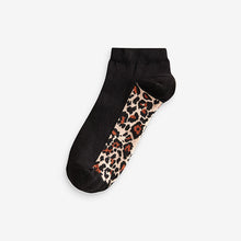Load image into Gallery viewer, Leopard Footbed Trainers Socks 5 Pack
