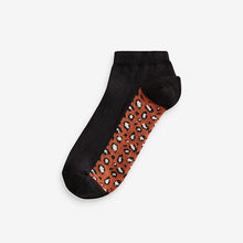 Load image into Gallery viewer, Leopard Footbed Trainers Socks 5 Pack
