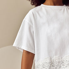 Load image into Gallery viewer, Ecru Lace Frill Hem T-Shirt (3-12yrs)
