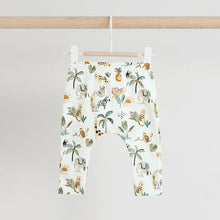 Load image into Gallery viewer, Neutral Safari Baby T Shirt and Legging Set (0mths-18mth)
