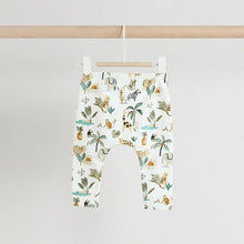 Load image into Gallery viewer, Neutral Safari Baby T Shirt and Legging Set (0mths-18mth)
