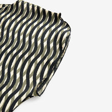 Load image into Gallery viewer, Green Geo Print Flutter Sleeve Textured Smart Top
