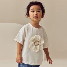 Load image into Gallery viewer, White Flower Short Sleeve 100% Cotton T-Shirt (3mths-6yrs)
