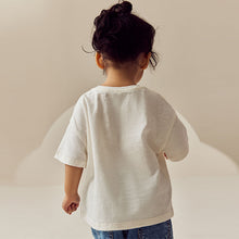 Load image into Gallery viewer, White Flower Short Sleeve 100% Cotton T-Shirt (3mths-6yrs)
