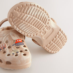 Neutral Transport Character Clogs