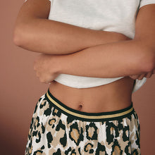 Load image into Gallery viewer, Cream Leopard Short Sleeve Pyjamas
