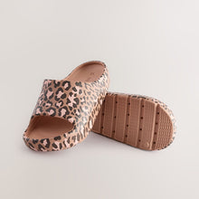 Load image into Gallery viewer, Animal Print Chunky Sliders
