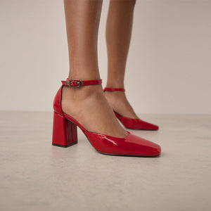 Red Standard Fit Forever Comfort® Square Toe Block Heels