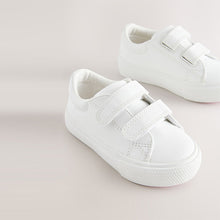Load image into Gallery viewer, White Standard Fit (F) Chunky Trainers With Touch Fastening
