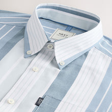 Load image into Gallery viewer, Light Blue/Denim Blue Short Sleeve With Button Down Collar Stripe Easy Iron Oxford Shirt
