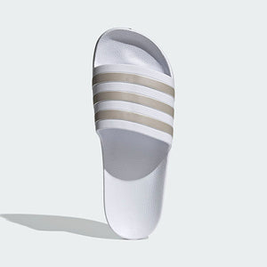 Adilette Aqua Slides