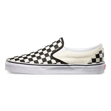 Load image into Gallery viewer, VANS Classic Slip-On BWW SHOES
