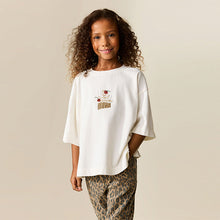 Load image into Gallery viewer, Ecru Cupcake Beaded T-Shirt (3-12yrs)
