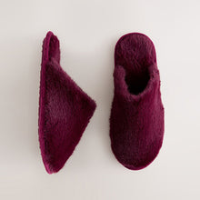 Load image into Gallery viewer, Burgundy Red Faux Fur Mule Slippers
