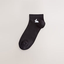 Load image into Gallery viewer, Spring Animals Embroidered Motif Trainer Socks 4 Pack
