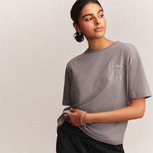 Load image into Gallery viewer, Lilac Purple Short Sleeve Embellished Bow T-Shirt
