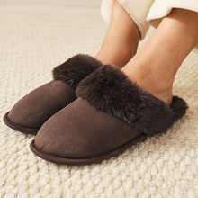 Load image into Gallery viewer, Chocolate Brown Faux Fur Mule Slippers
