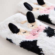 Load image into Gallery viewer, Black and White Cow 1 Pack Cosy Ankle Socks in a Gift Box
