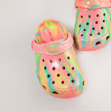 Load image into Gallery viewer, Pink Marble Glitter Clogs
