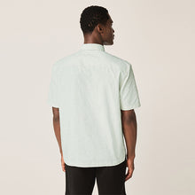 Load image into Gallery viewer, Green Textured Floral Print Short Sleeve Shirt
