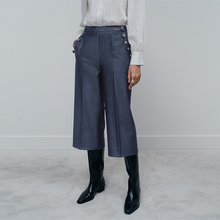 Load image into Gallery viewer, Navy Denim Look Culottes
