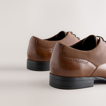 Load image into Gallery viewer, Tan Brown Standard Fit Brogue Shoes
