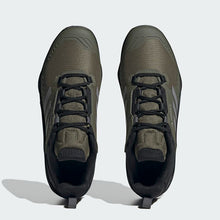 Load image into Gallery viewer, TERREX SWIFT R3 HIKING SHOES
